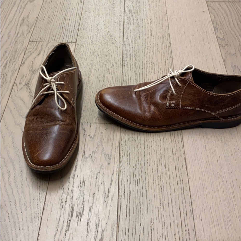 Red tape mens shoe. Size 9